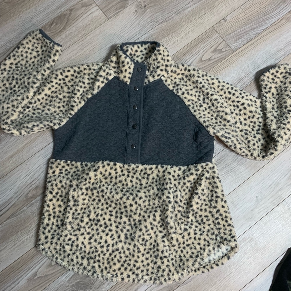 Maurices cheetah pullover